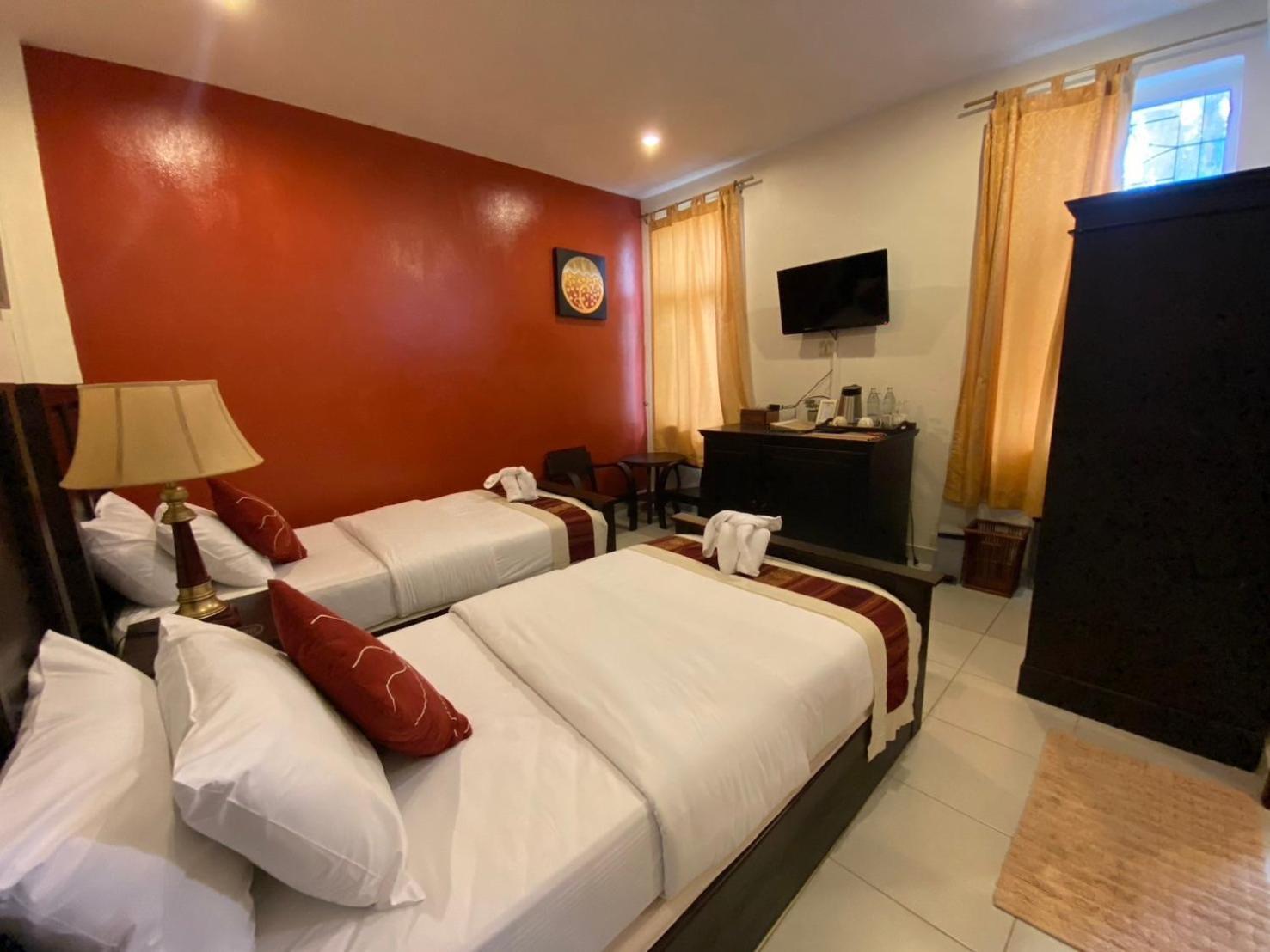 קנצ'נבורי The Journey House Lifestyle Boutique Hotel מראה חיצוני תמונה