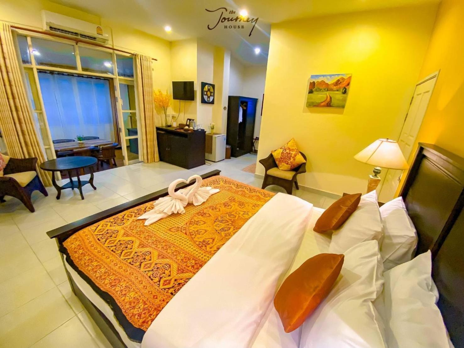 קנצ'נבורי The Journey House Lifestyle Boutique Hotel מראה חיצוני תמונה