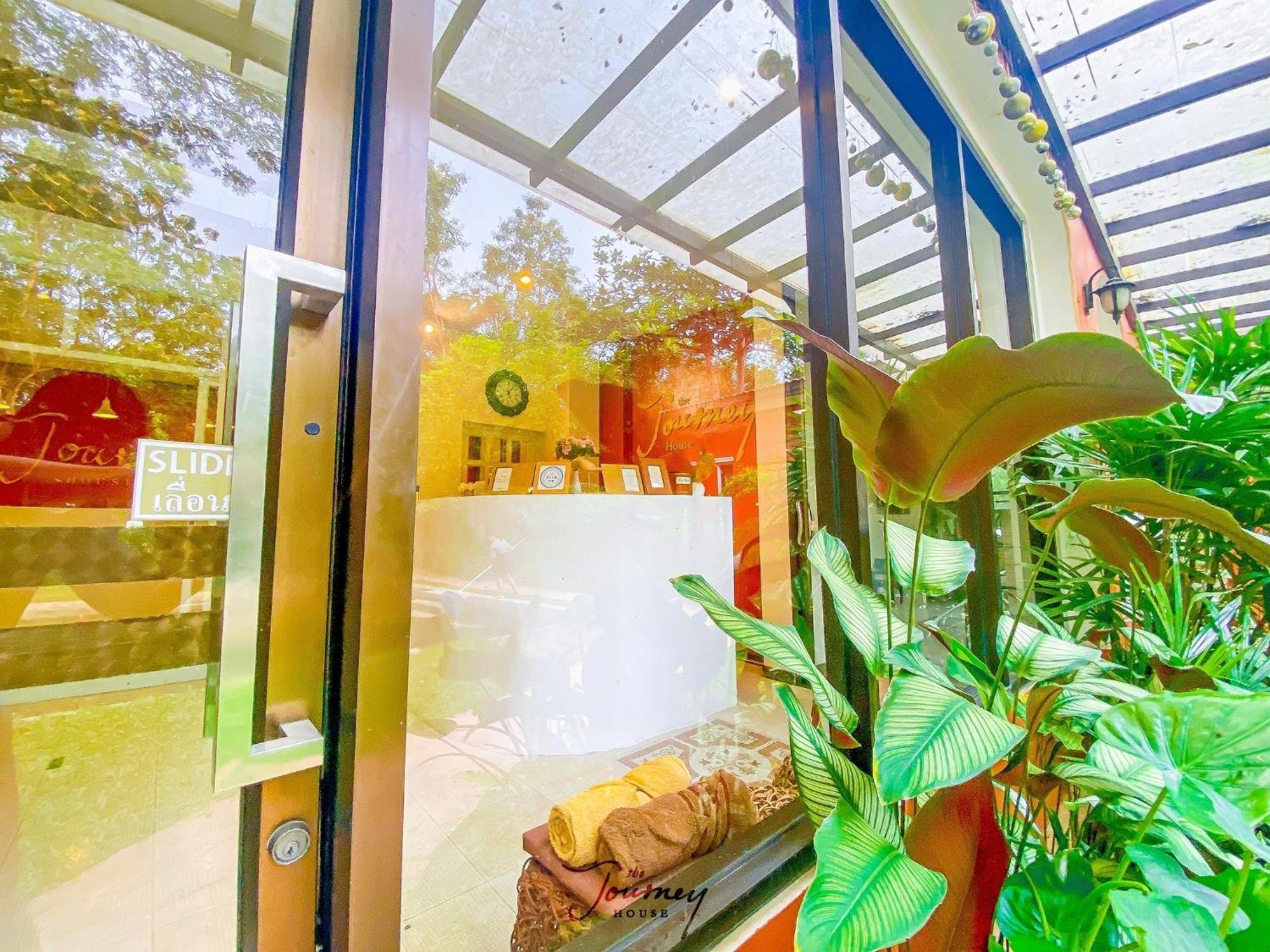 קנצ'נבורי The Journey House Lifestyle Boutique Hotel מראה חיצוני תמונה