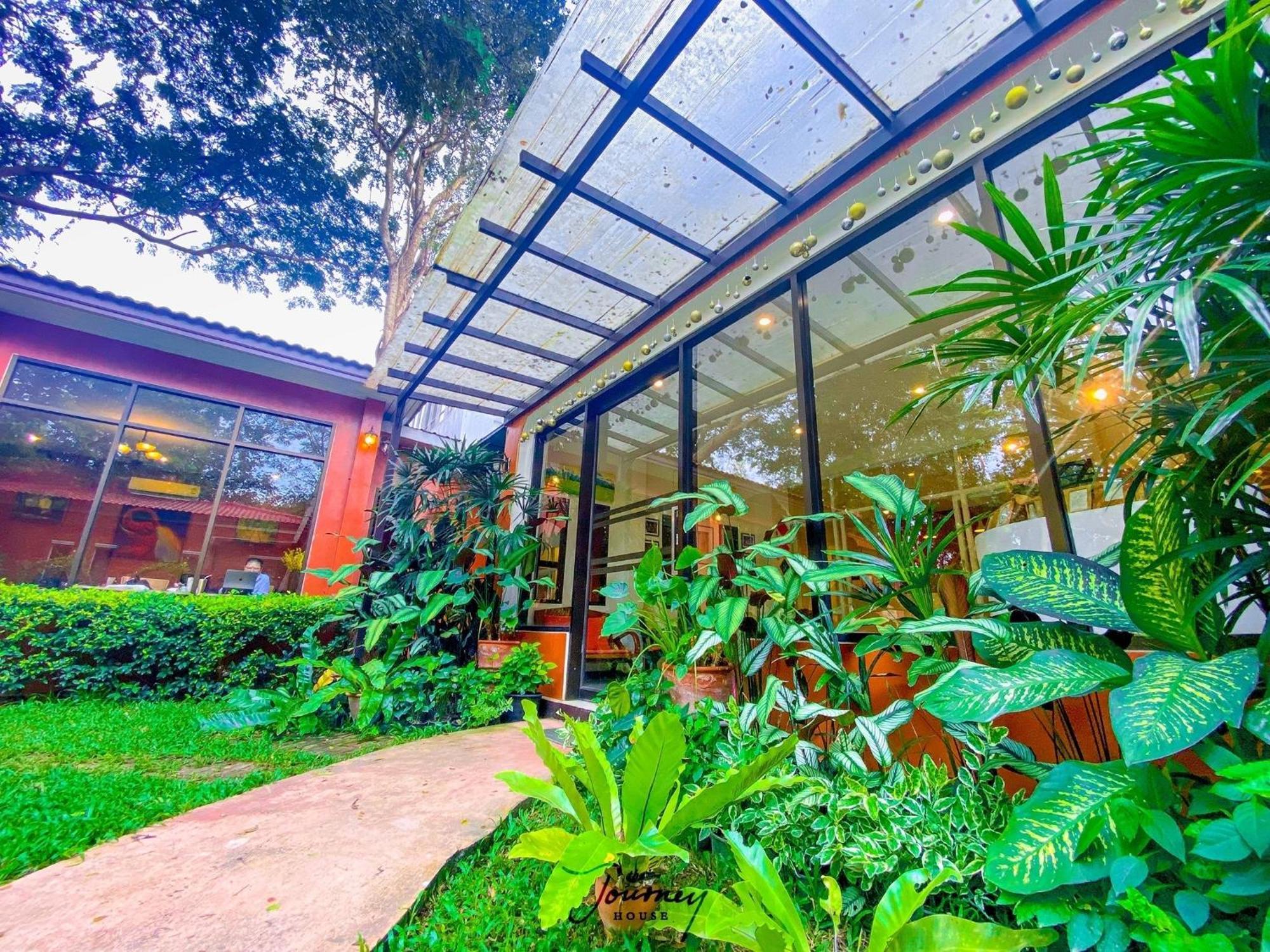 קנצ'נבורי The Journey House Lifestyle Boutique Hotel מראה חיצוני תמונה