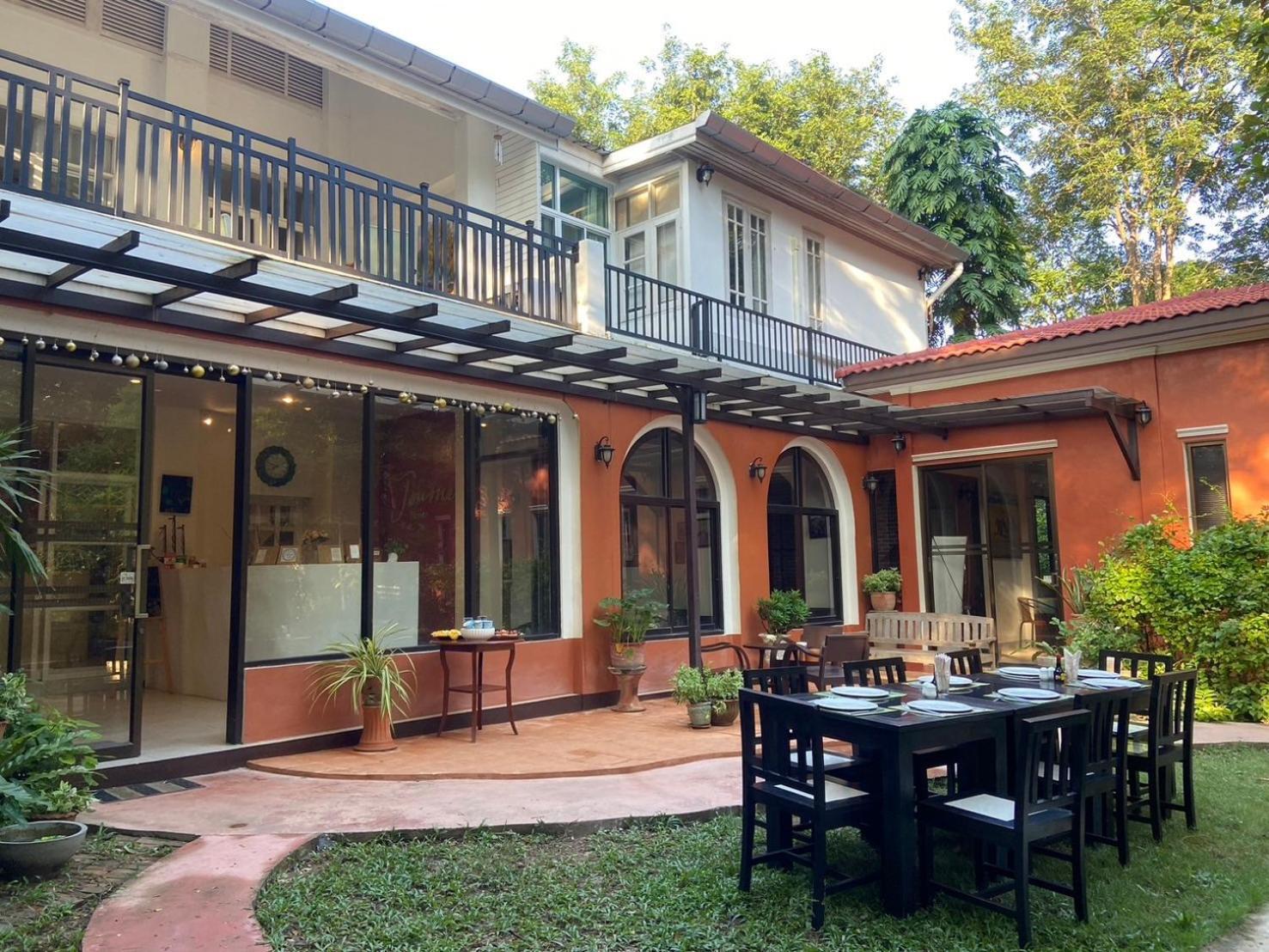קנצ'נבורי The Journey House Lifestyle Boutique Hotel מראה חיצוני תמונה